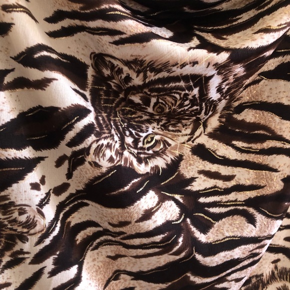 Slinky 90’s mesh animal print tank top - Picture 2 of 4